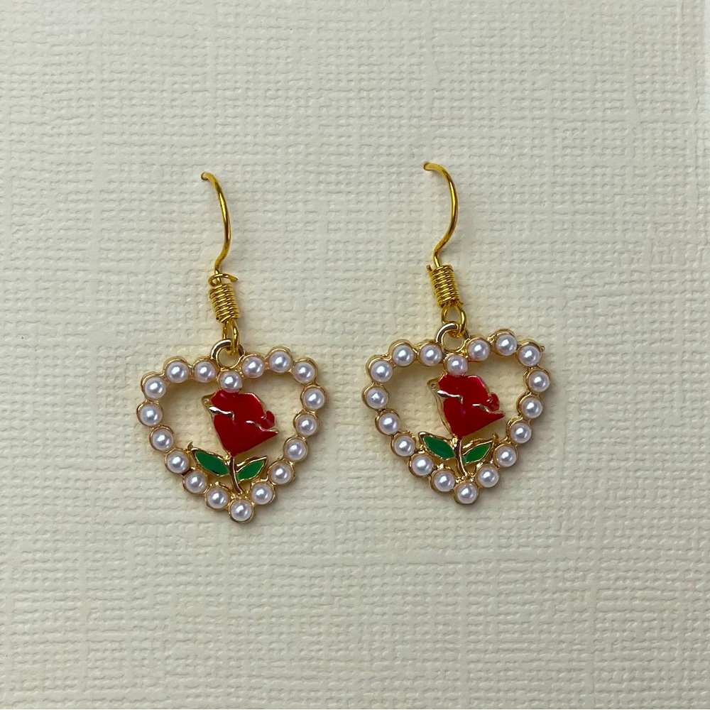 Heart & Rose earrings 🌹 2/$20
